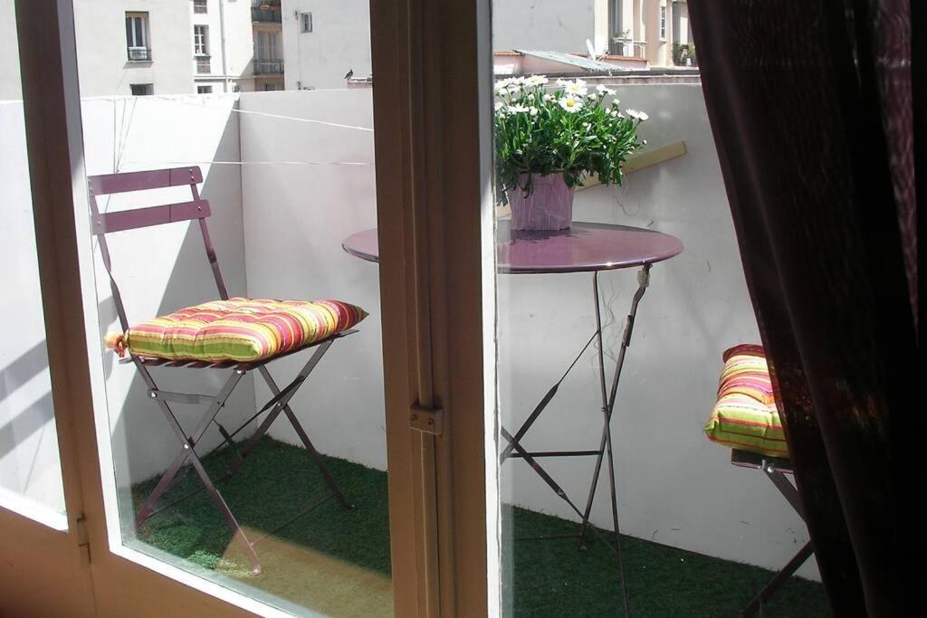 شقة Nice Center - Bright Studio Balcony Wifi & Aircon المظهر الخارجي الصورة
